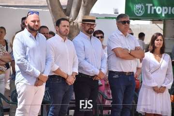La Viña procesiona a su patrona en la despedida de sus fiestas patronales/Francisco Javier Santana y TA.